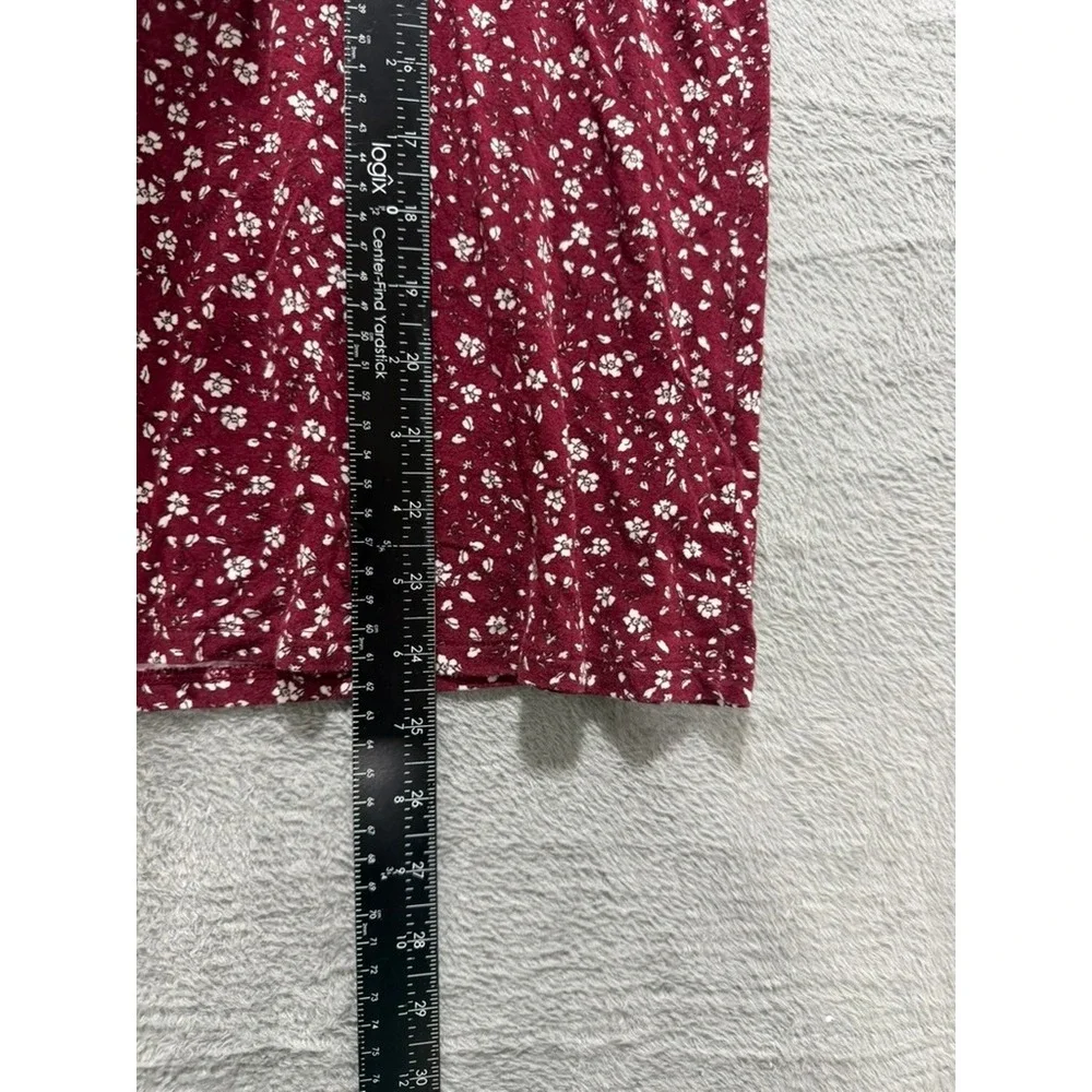 Old Navy Luxe Womens Large Burgundy Floral V-Neck Puff Short Sleeve‎ Top Shirt